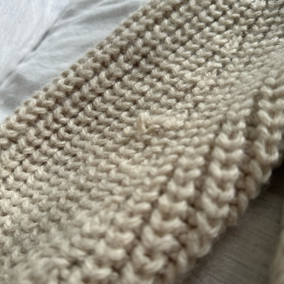 oversized knit sweater - Picture 2 of 5